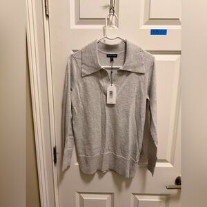Women’s Universal Standard Long Sleeve V-Neck Polo NWT